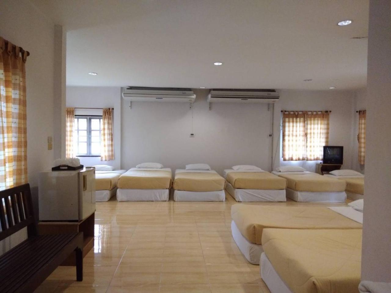Inthanon Riverside Resort Chom Thong Buitenkant foto