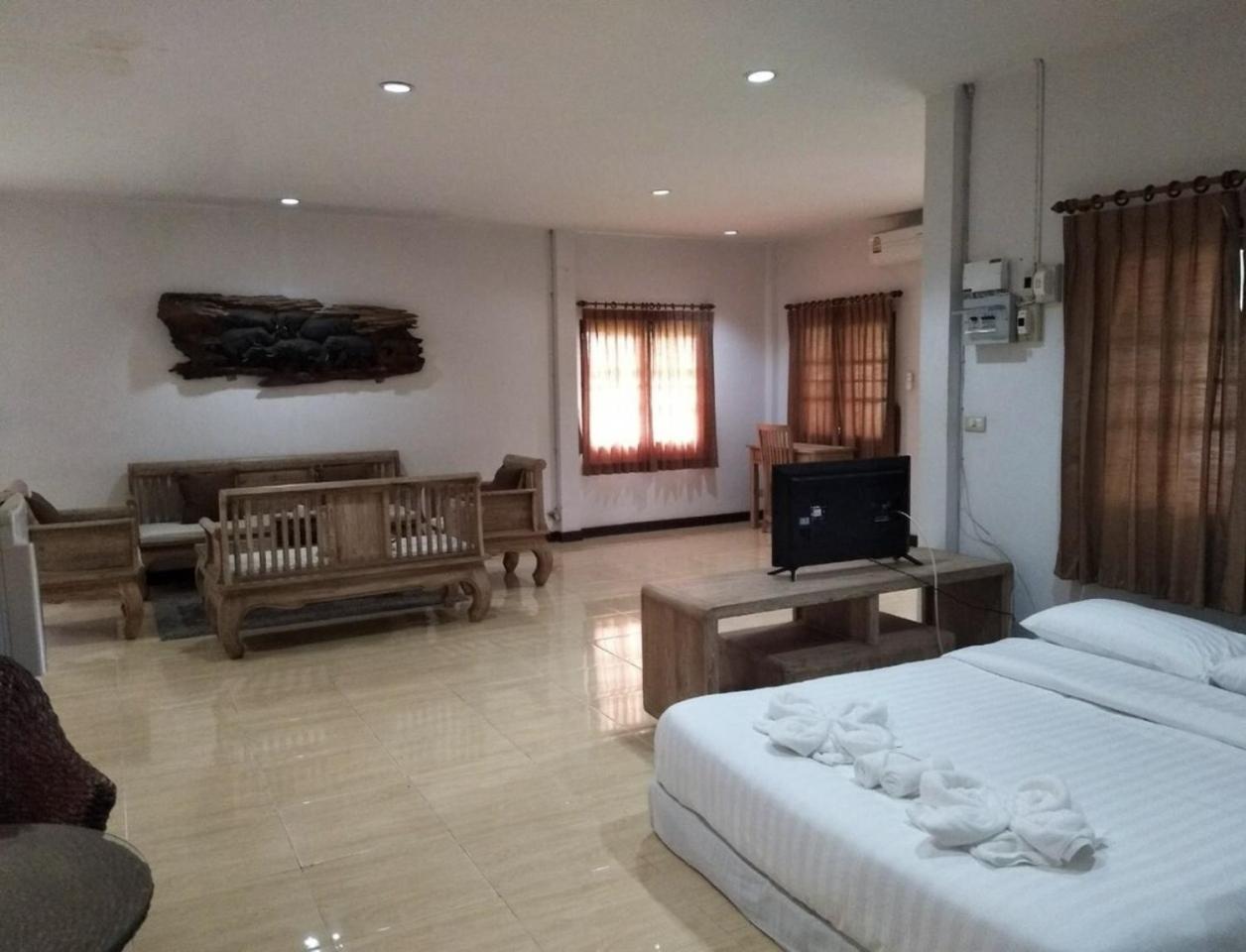 Inthanon Riverside Resort Chom Thong Buitenkant foto