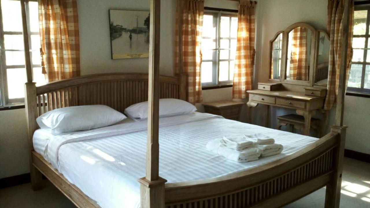 Inthanon Riverside Resort Chom Thong Buitenkant foto