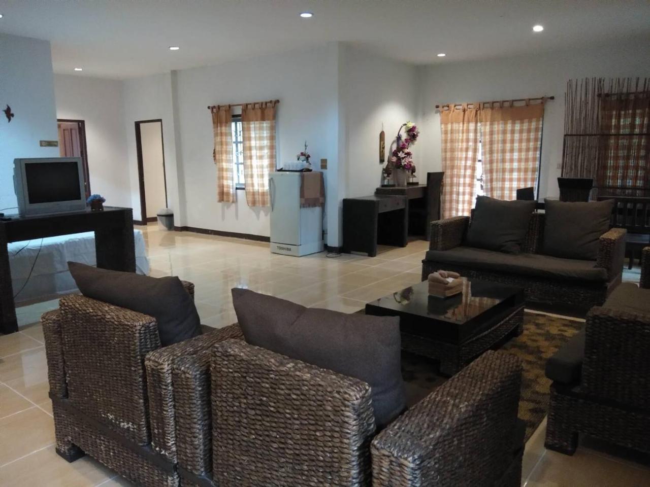 Inthanon Riverside Resort Chom Thong Buitenkant foto